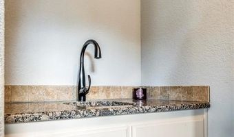 21 Newhaven Ln, Bella Vista, AR 72714
