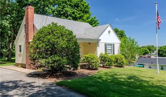 105 Borden Ave, Johnston, RI 02919