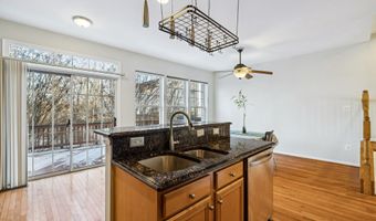 8555 WYNGATE MANOR Ct, Alexandria, VA 22309