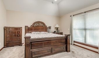1126 Woodbrook Dr, Purcell, OK 73080
