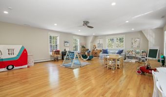 202 Mansfield Ave, Darien, CT 06820