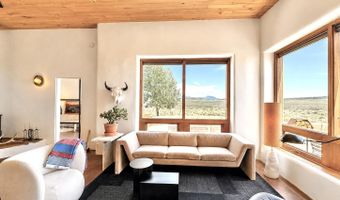30 Cielo Grande Rd, Carson, NM 87577