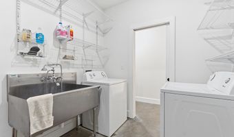 109 Batsell Dr, Bardstown, KY 40004