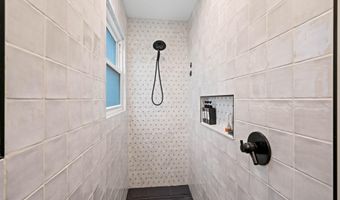 9817 FERNWOOD Rd, Bethesda, MD 20817