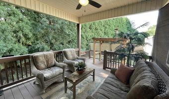 409 Shadow Oak Ct, Boiling Springs, SC 29316