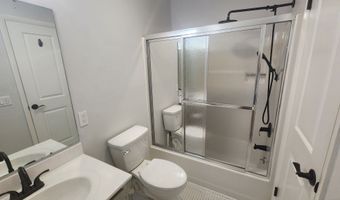 55 Peddlars Dr 55, Branford, CT 06405