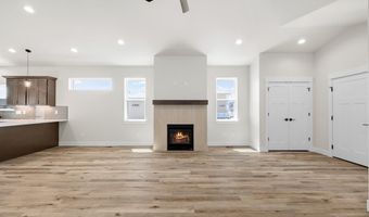 4051 SADDLEBACK Ln, Cheyenne, WY 82001