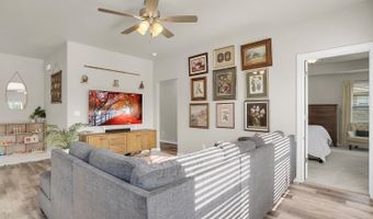 1004 Village Dr, Altus, OK 73521