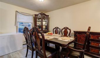 10 East St 316, Cranston, RI 02920