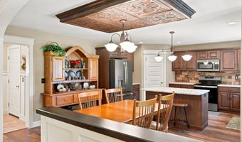 18736 Roselle Cv, Auburn, IN 46706