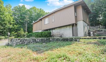 203 Hoyt St, Darien, CT 06820