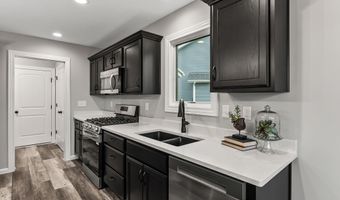 122 Sunset Dr, Avilla, IN 46710