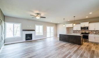 504 11th St, Adair, IA 50002