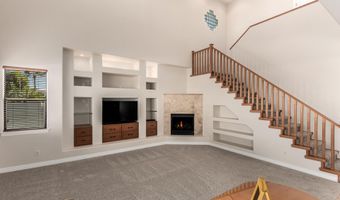 652 W ASTER Ct, Chandler, AZ 85248