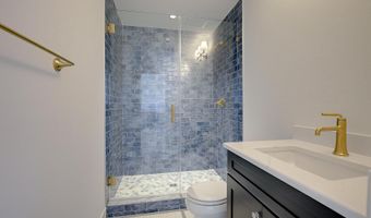 703 A GLENDON Ave, Annapolis, MD 21403