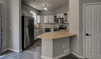 62 S Gardens Way, Fitchburg, WI 53711