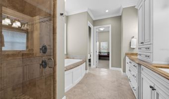 10401 NW 153RD Ter, Alachua, FL 32615