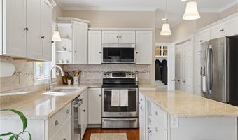 23 Whipple Rd, Glocester, RI 02814