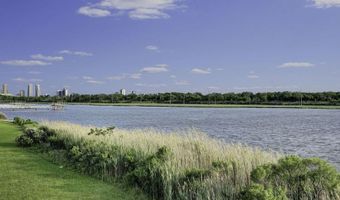 2140 W Riverside Dr, Atlantic City, NJ 08401