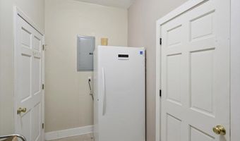 499 Breakwater Dr, Benton, MS 39039