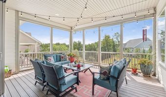 102 PHOEBE Ct, Lake Frederick, VA 22630