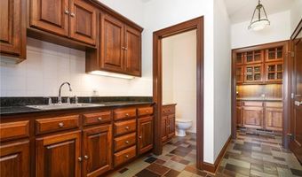 879 N 200 Rd, Baldwin City, KS 66006