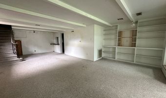 2920 Ranch Rd, Ashland, KY 41102