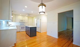 72 GAINSBOROUGH Dr, Lewes, DE 19958