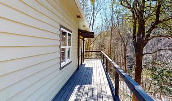 820 Beaver Crk, Andrews, NC 28901