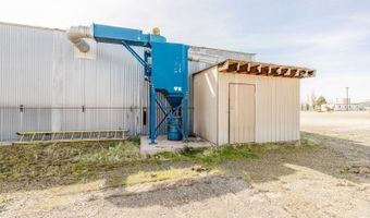 824 Poplar St, Carlin, NV 89822