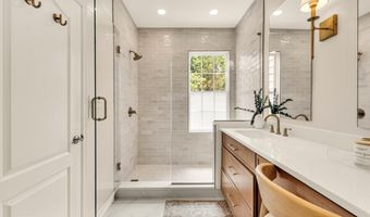 6747 APPLEMINT Ln, Alexandria, VA 22310