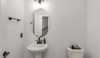 15577 Everglade Ave, Apple Valley, MN 55124