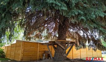 618 Montana Ave, Basin, WY 82410