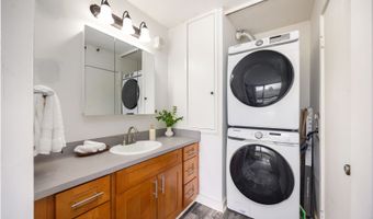 322 Aoloa St 1110, Kailua, HI 96734