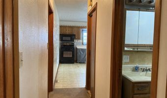 540 S 8th St, Akron, IA 51001