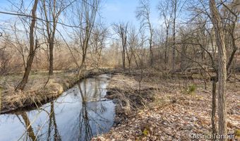 742 Honey Crk, Ada, MI 49301