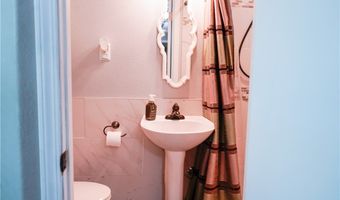 1508 Roosevelt Dr, Alice, TX 78332