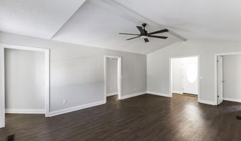 1215 Heatherwood Dr, Arab, AL 35016