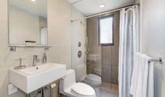 1957 3RD St NW, Washington, DC 20001