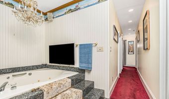2 Ash Grove Pl 4, Albany, NY 12202