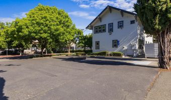 700 College Ave, Santa Rosa, CA 95404
