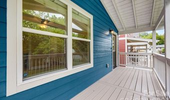 2 Cottage Cove Ln, Asheville, NC 28803