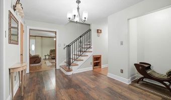 142 Kenmore Ave, Biloxi, MS 39531