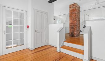 146 Duke St, East Greenwich, RI 02818