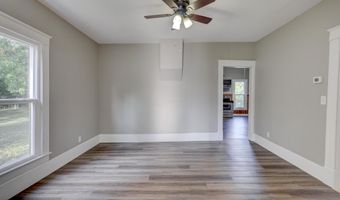 106 S Fox St, Alba, MO 64830