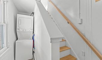 272 S Winooski Ave, Burlington, VT 05401