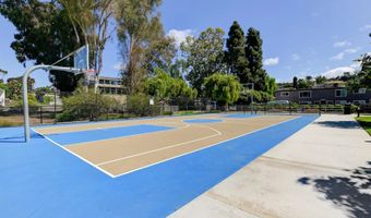 731 Valley Ave, Solana Beach, CA 92075
