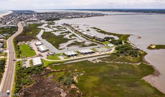 9 E Fort Macon Rd, Atlantic Beach, NC 28512