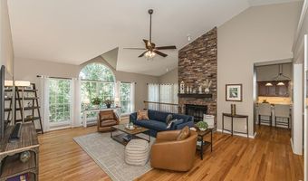 414 Arbor Glen Dr, Ballwin, MO 63021