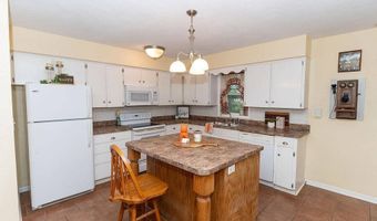 106 S Clark St, Adrian, MO 64720